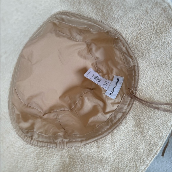 Helen Kaminski Texture-Finish Bucket Hat - Picture 7 of 7